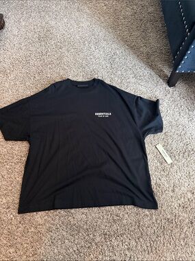 Fear of God Essentials Black Short Sleeve Logo Tee